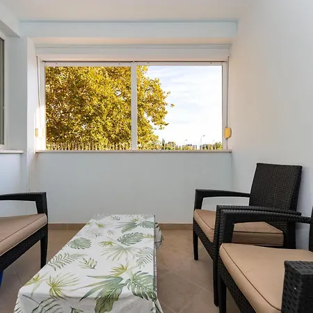 Relja Legacy דירה