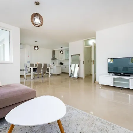 Relja Legacy Apartman Zadar