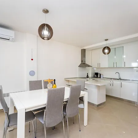 Relja Legacy * זאדאר